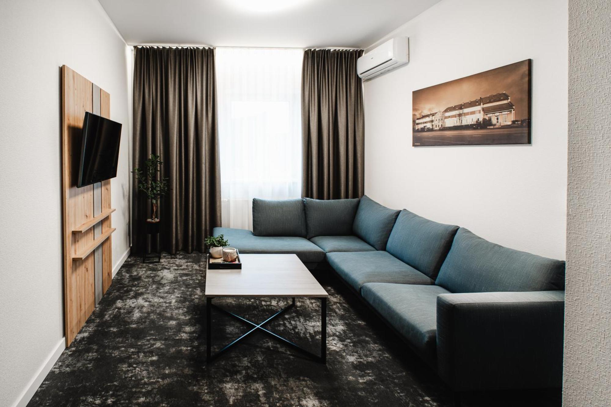 Hotel Tomas Šiauliai Extérieur photo