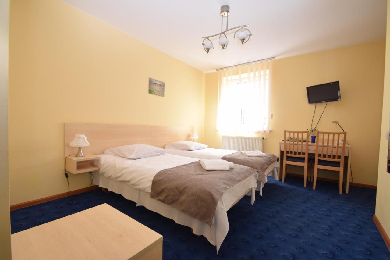Hotel Tomas Šiauliai Extérieur photo